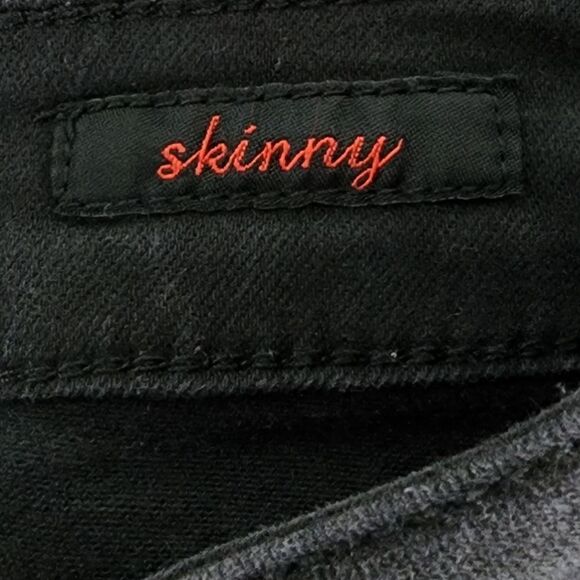 EARL SKINNY FIT MID RISE SEQUIN AND RHINESTONE DETAIL  BLACK JEANS SIZE 6 - Picture 5 of 7